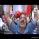 مصريون يرشقون موكب كلينتون بالطماطم